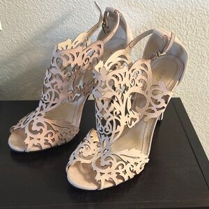 Klub Nico Elegant Cutout Heels in Cream